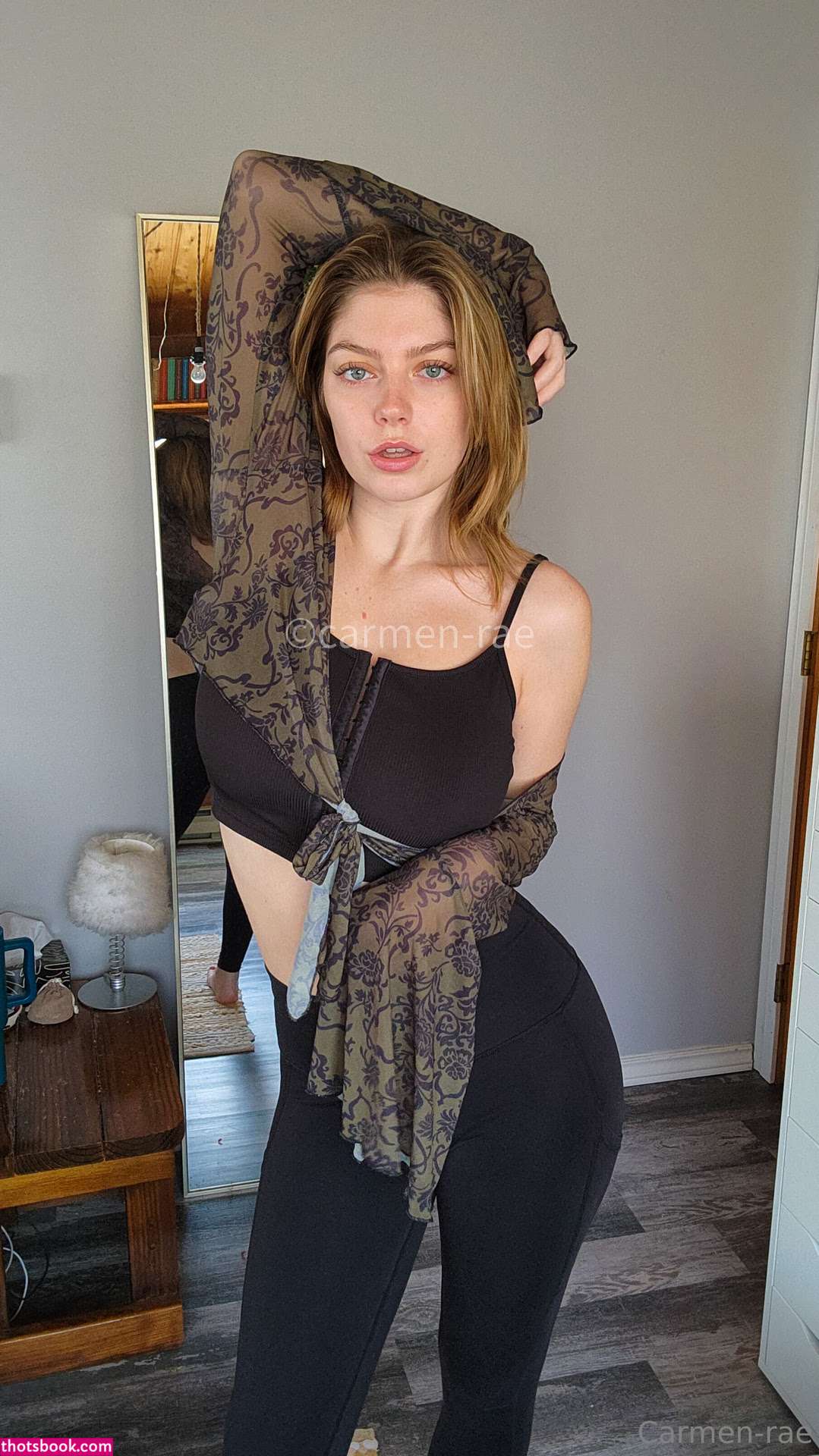 Makoshake Photo #1852