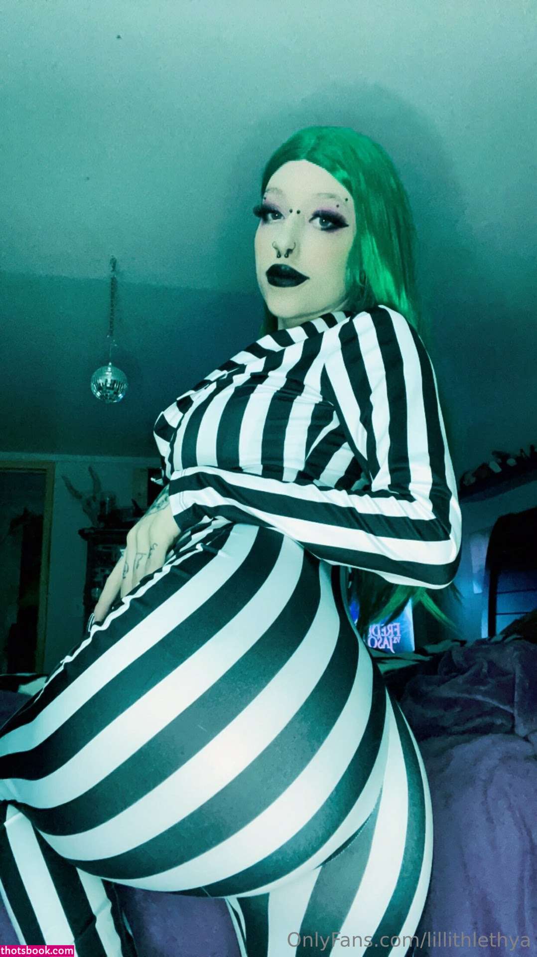 Stepsislillith Photo #309