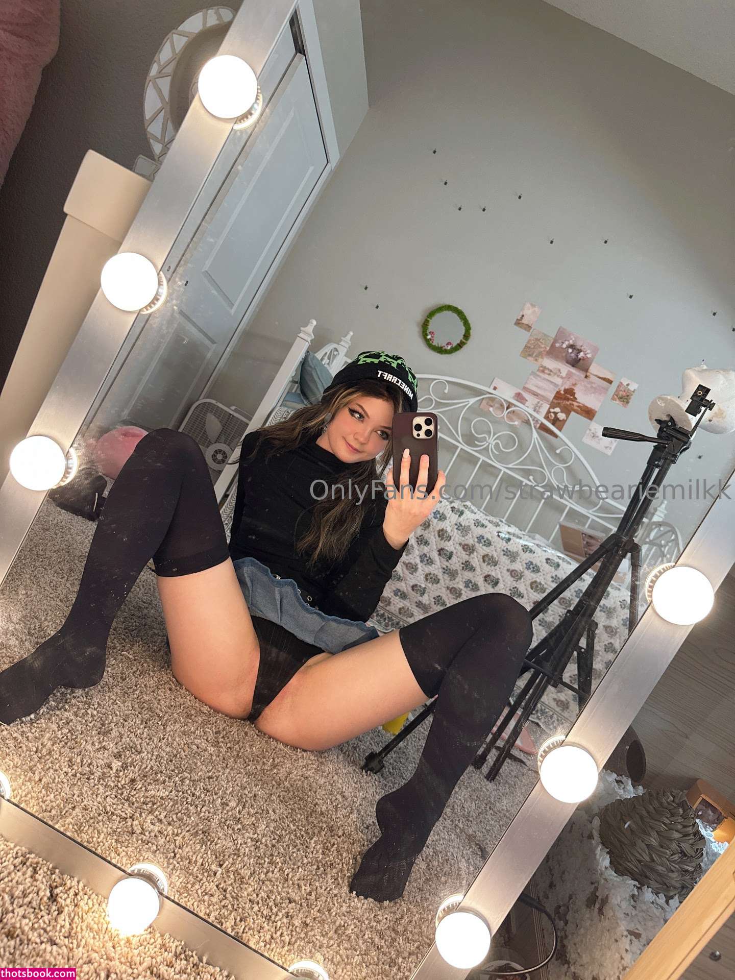 Strawbeariemilkk Photo #135