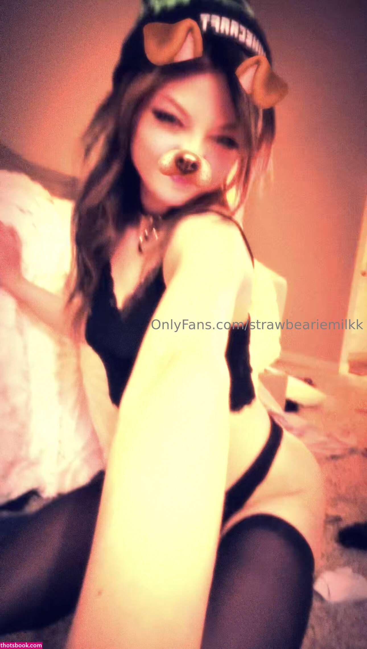 Strawbeariemilkk Photo #145