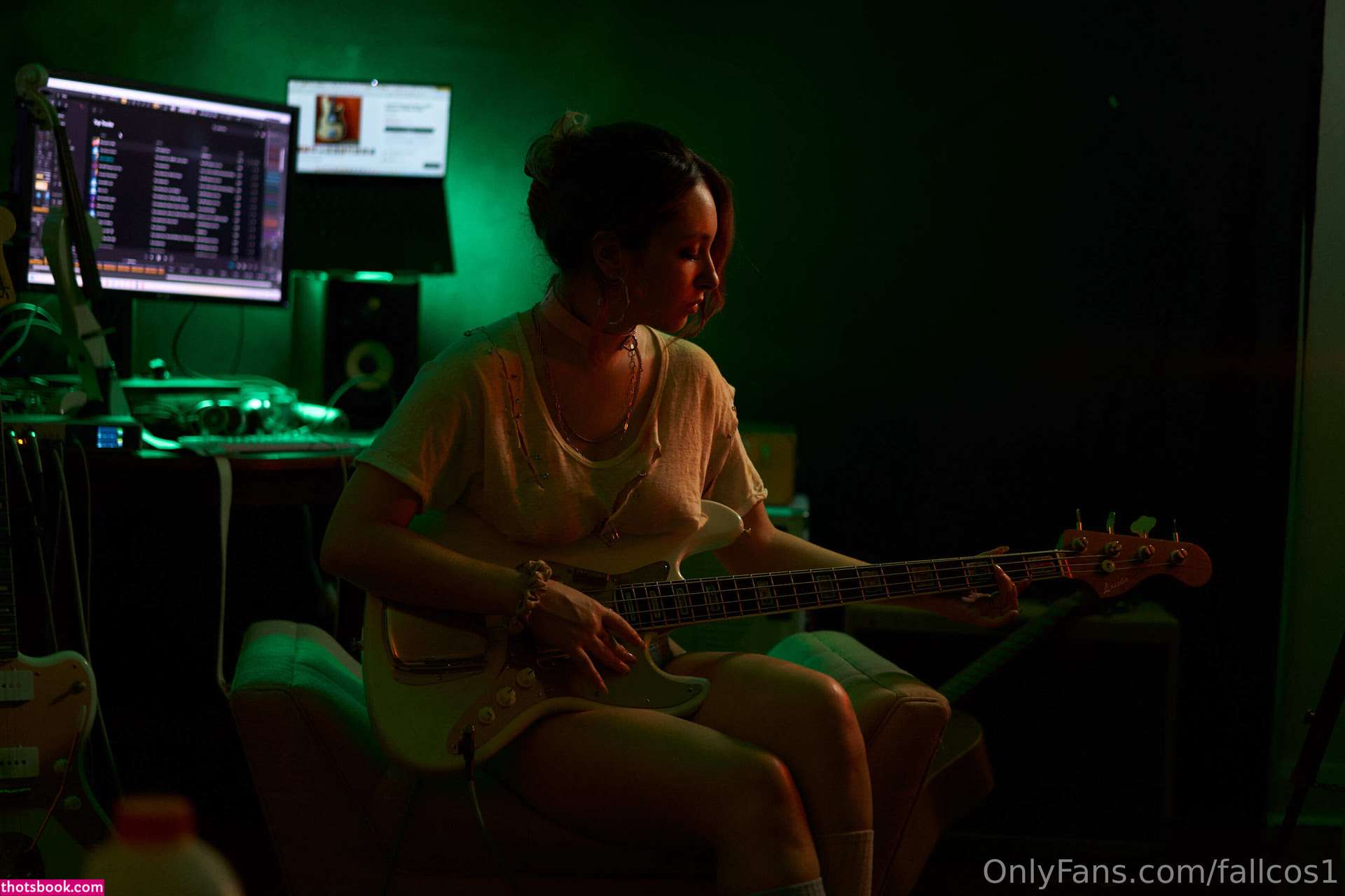 Fallcosplay Photo #377