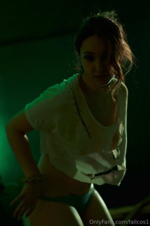 Fallcosplay Photo #399