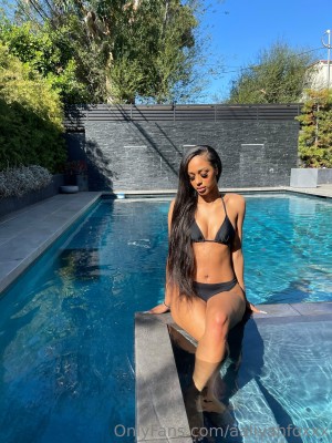 Aaliyah Foxxx Photo #23