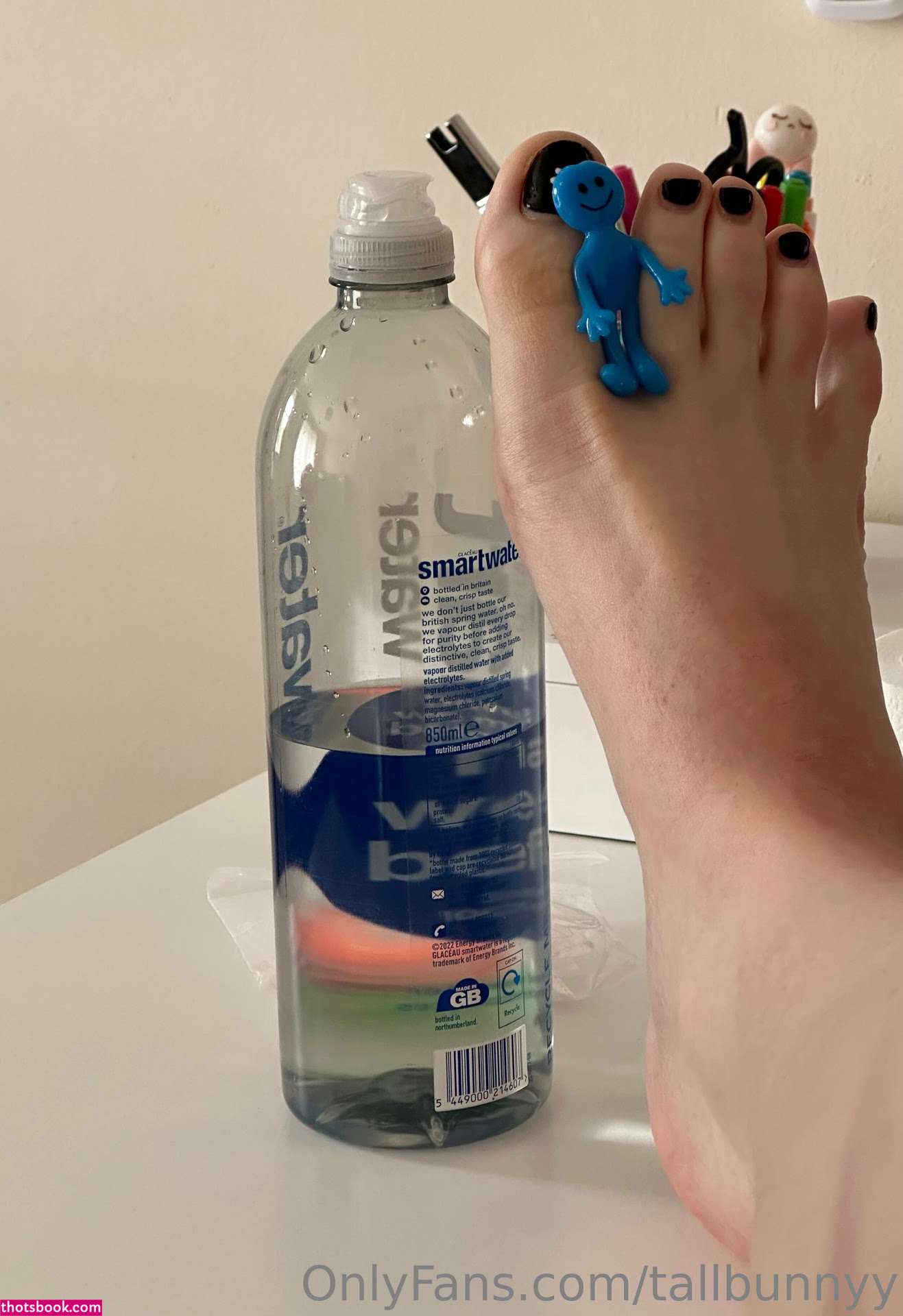 Katie Woolls Photo #16