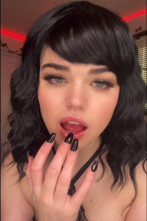 Huntrsswizard Photo #46