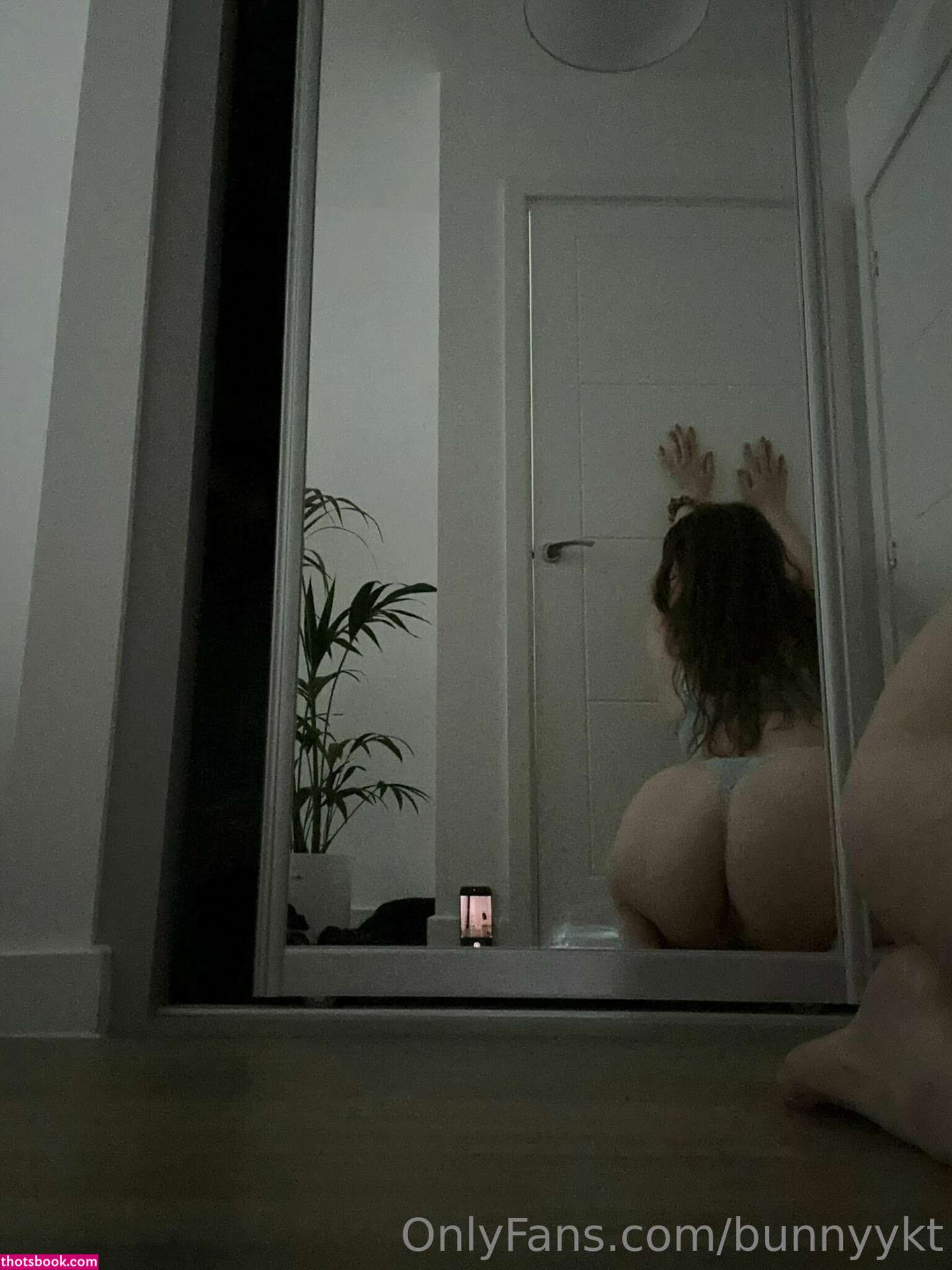 Katie Woolls Photo #71