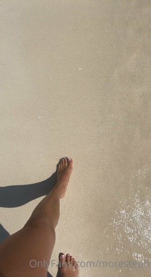 Stephanie Pappas Photo #158