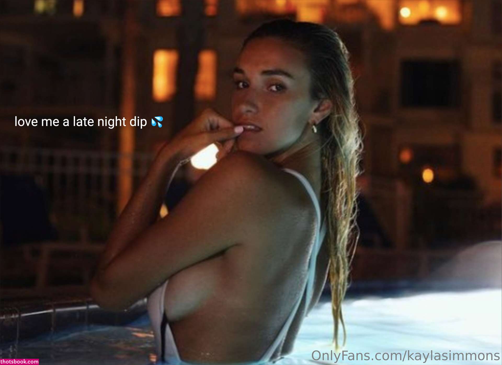 Kayla Simmons Photo #196