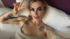 Laura Lux Photo #250