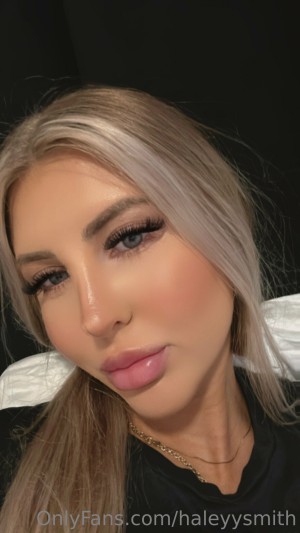 Haleyysmith Photo #76
