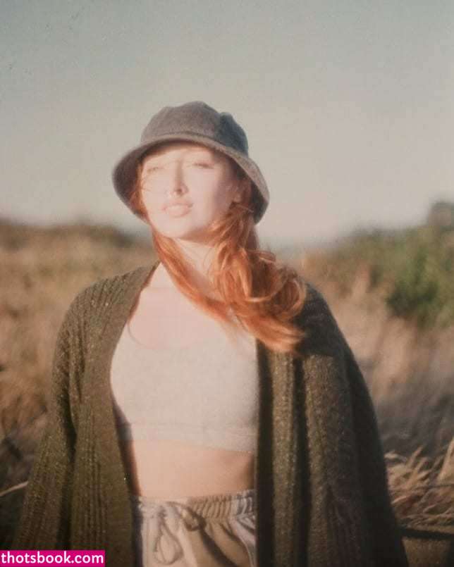 Lady Noire Photo #37