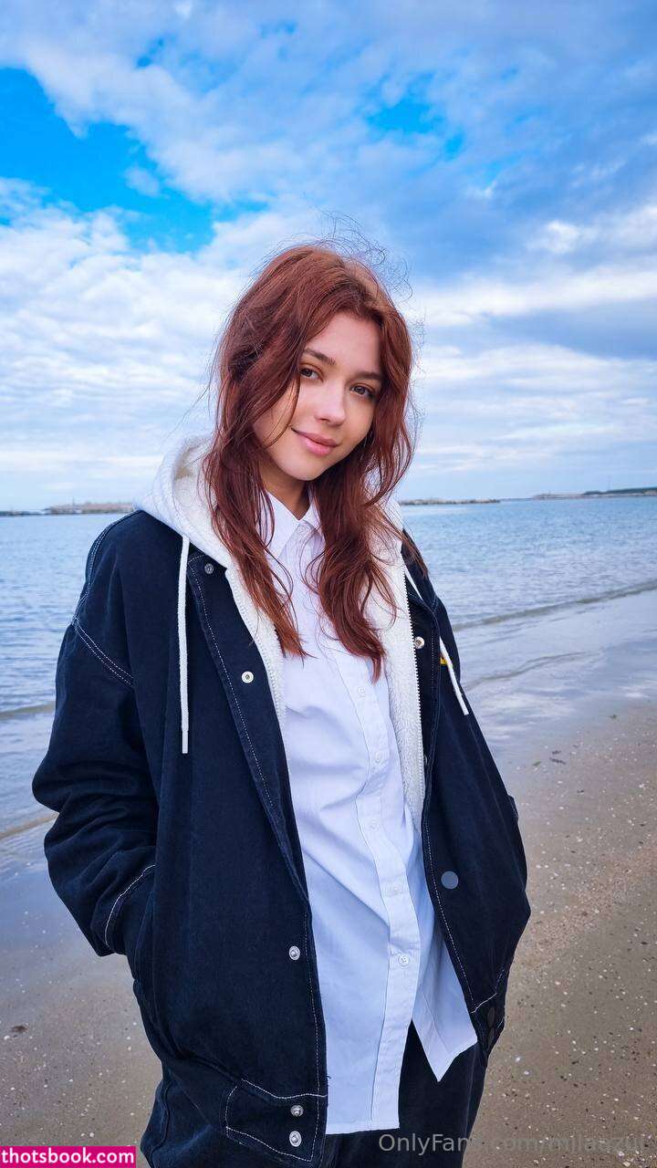 Mila Azul Photo #1051