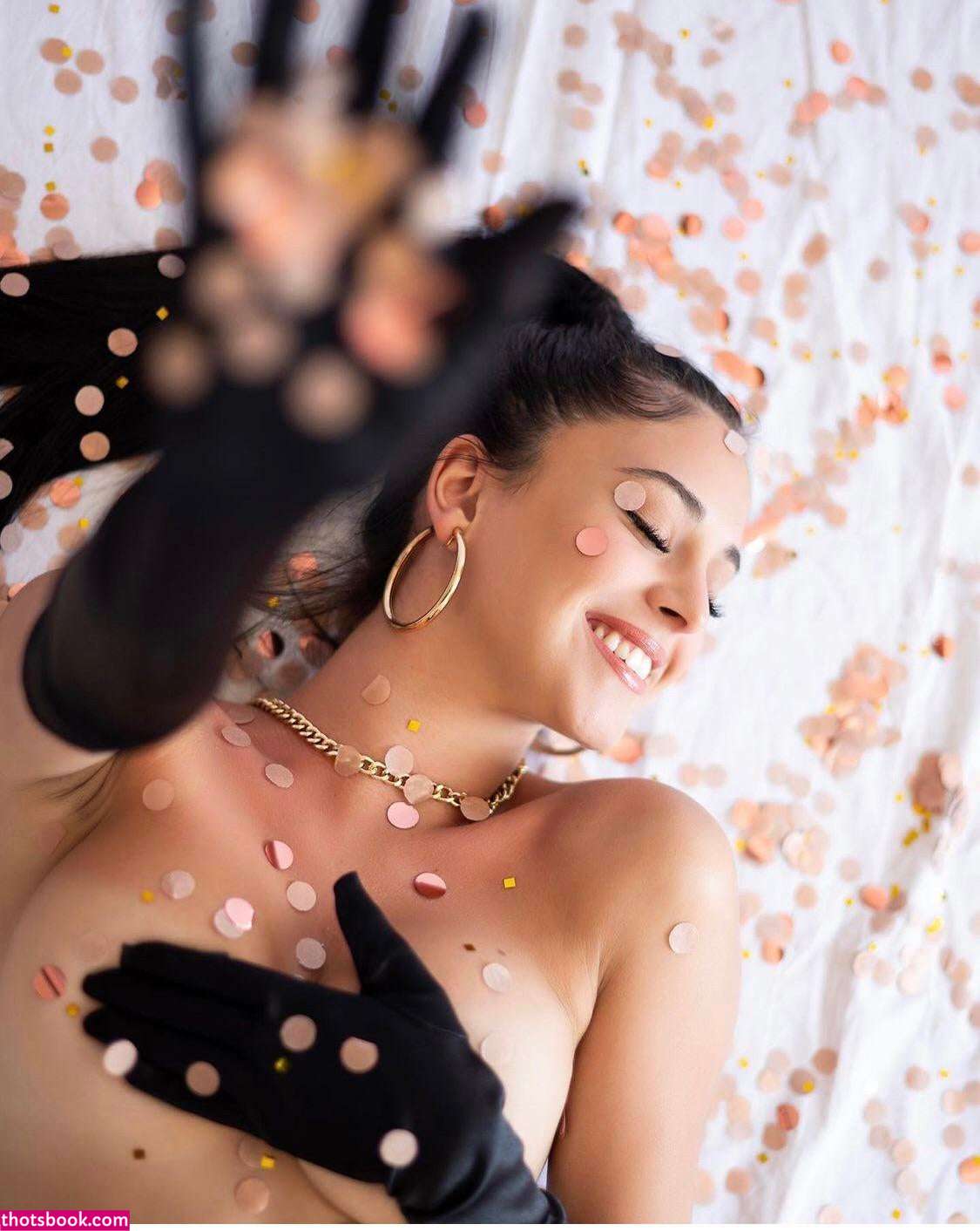 Camilla Araujo Photo #1