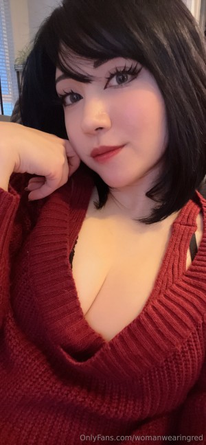 womanwearingred Photo #65