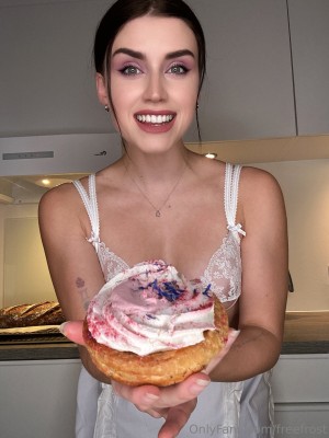 Adeline Frost Photo #197