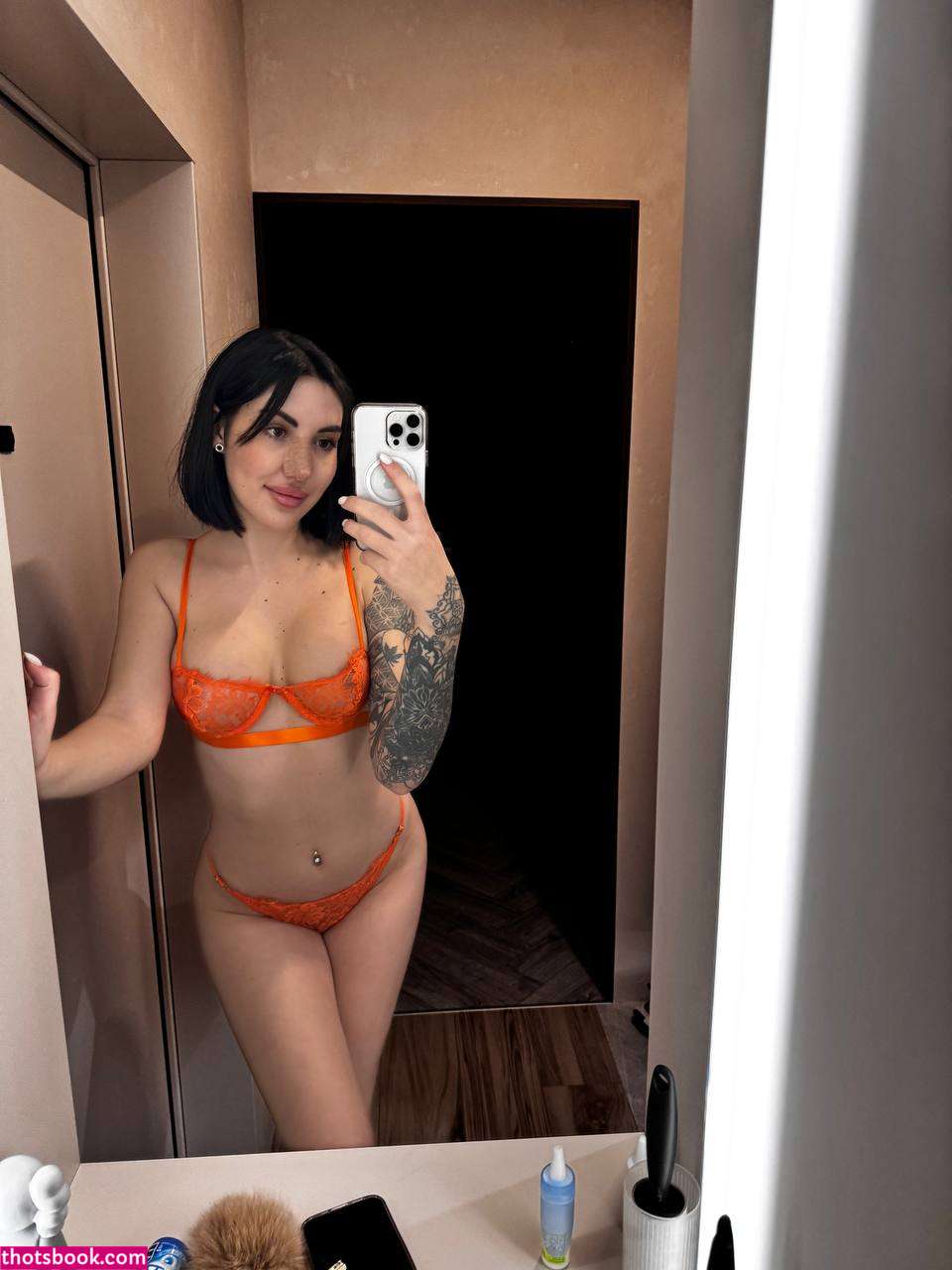 Aynam Ahsana Photo #1