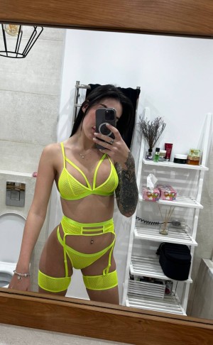 Aynam Ahsana Photo #15