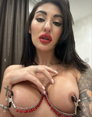 Aynam Ahsana Photo #37