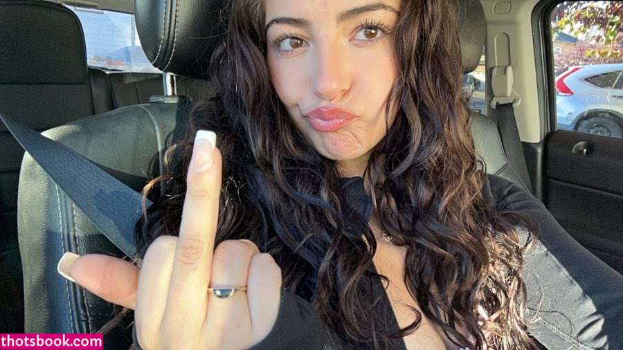 goddessdahlia69 Photo #3