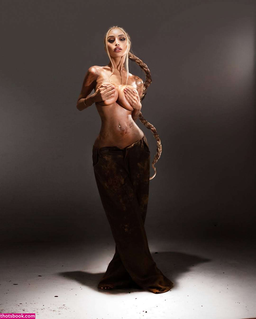 hollysafara Photo #7