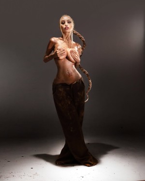 hollysafara Photo #7