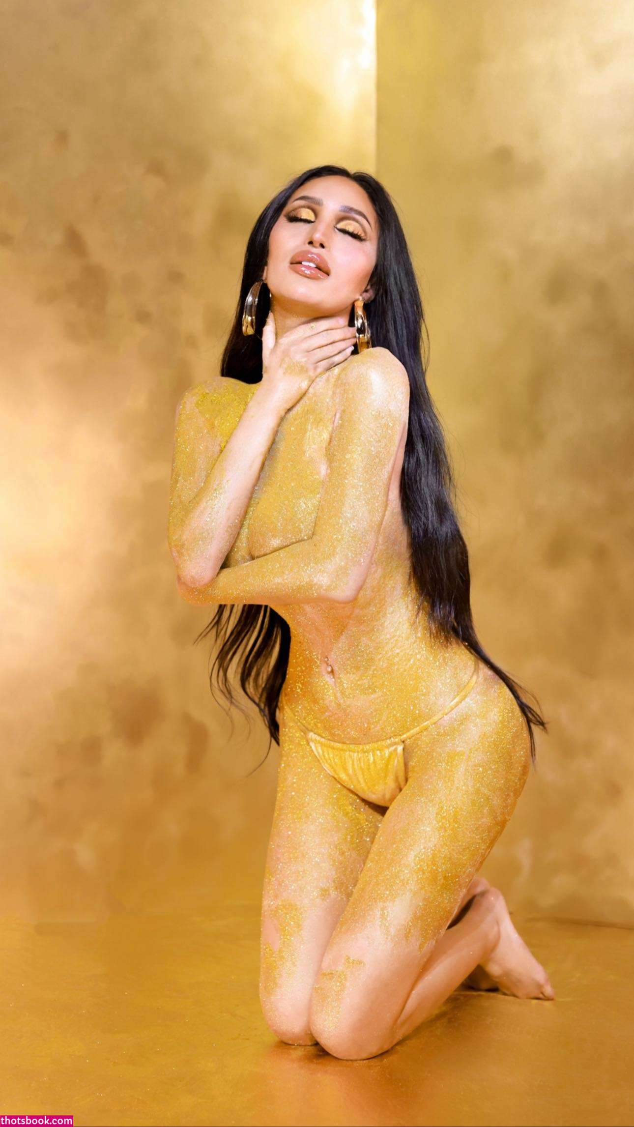 hollysafara Photo #17