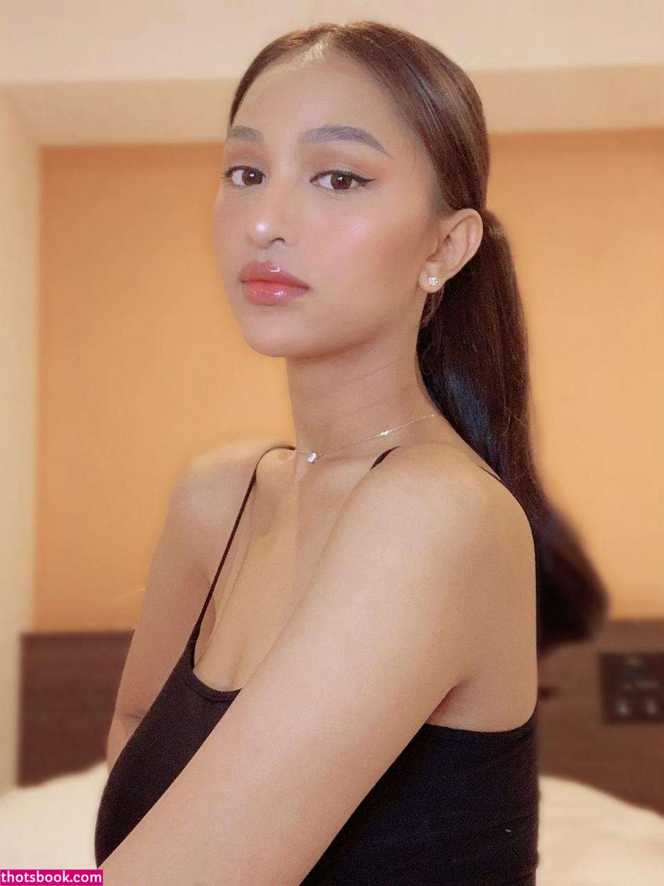 hollysafara Photo #28