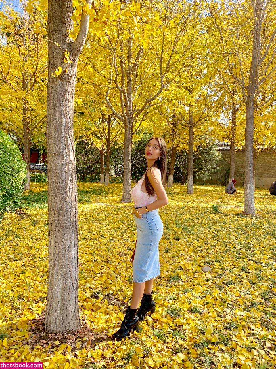 hollysafara Photo #32