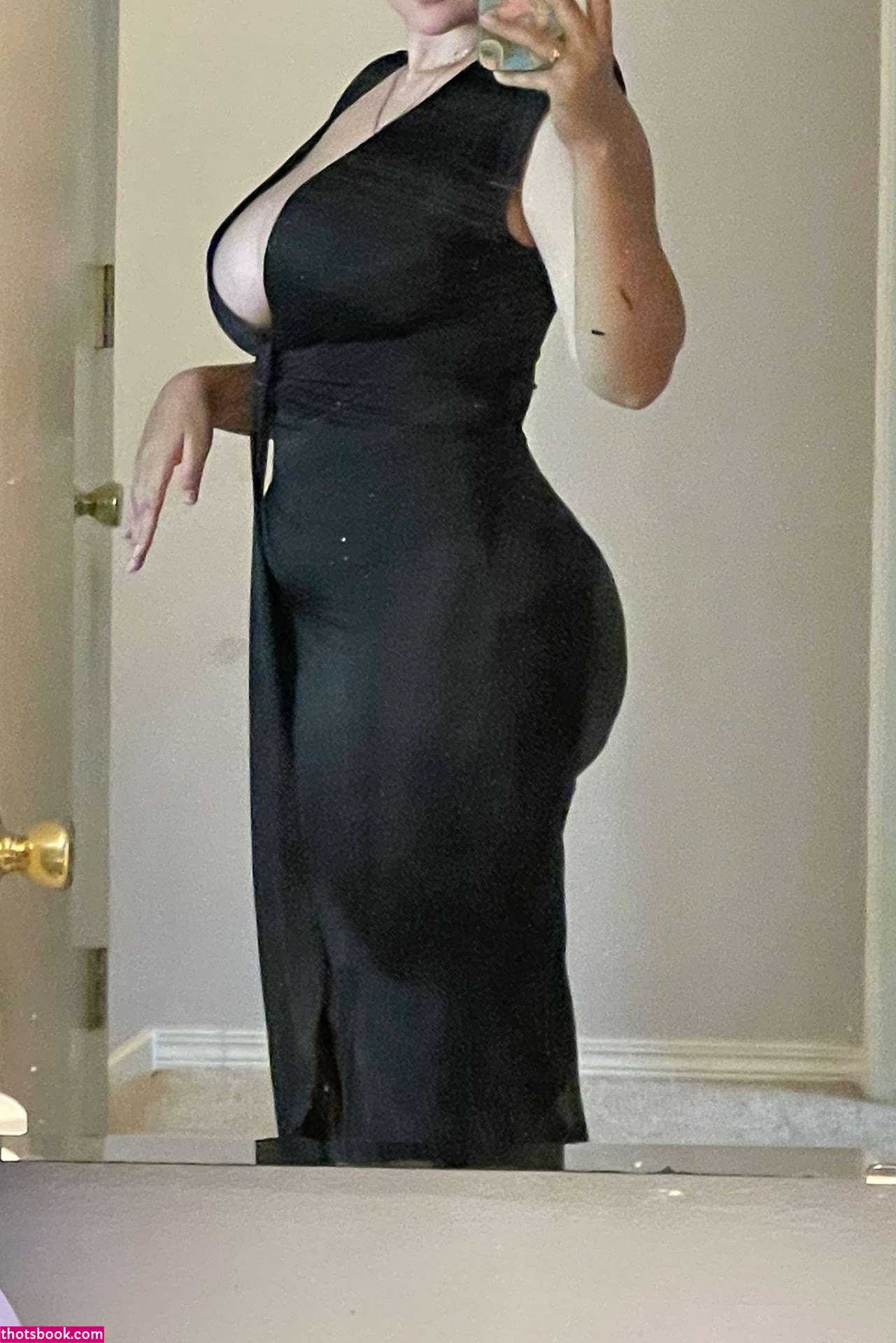 isaakknewton Photo #8