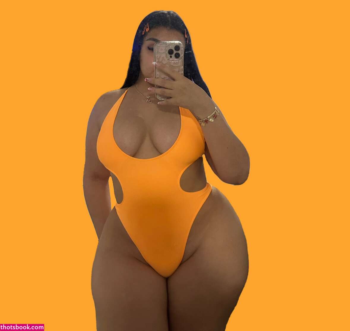 nikkilopzz Photo #11