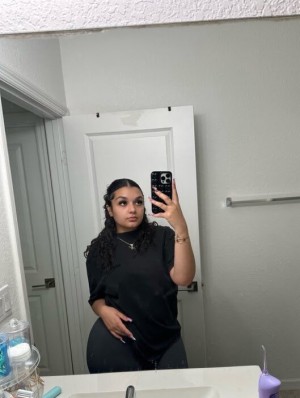 nikkilopzz Photo #27