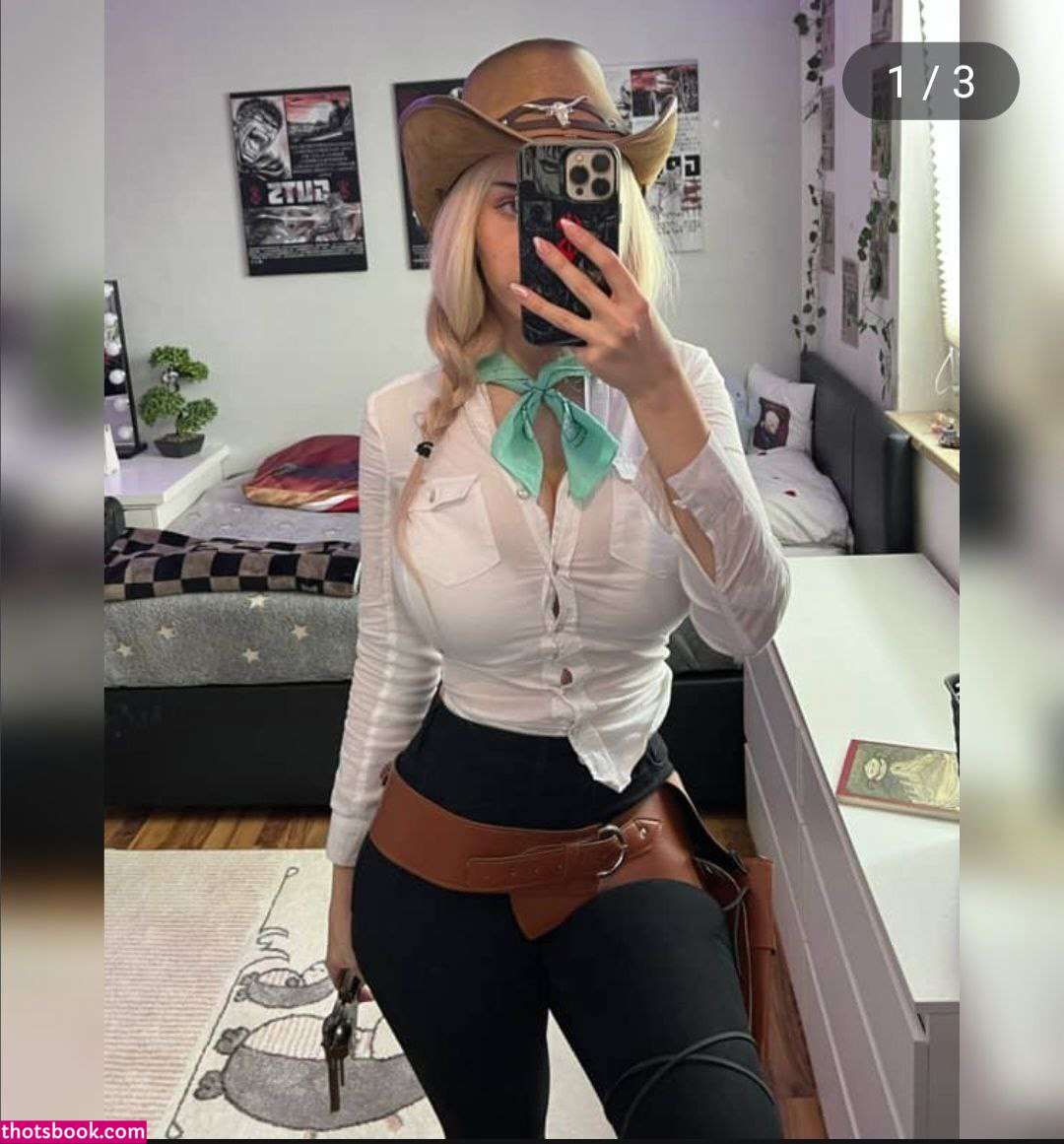 Elisa Denisee Photo #21