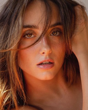 Elsa Couturier Photo #70