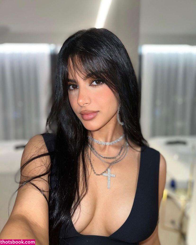 Maria Taktouk Photo #18