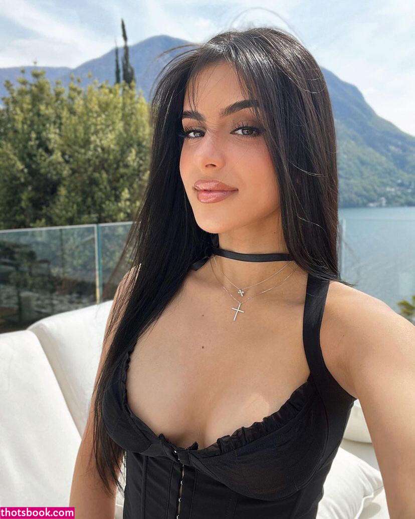 Maria Taktouk Photo #24