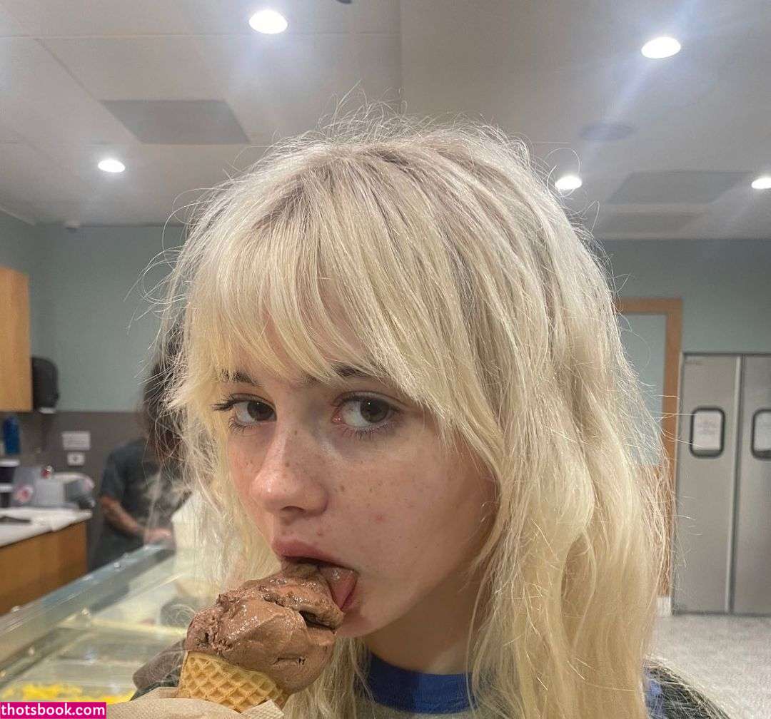 Sephira Street Photo #3