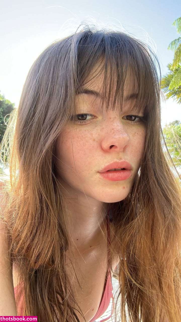 Sephira Street Photo #11