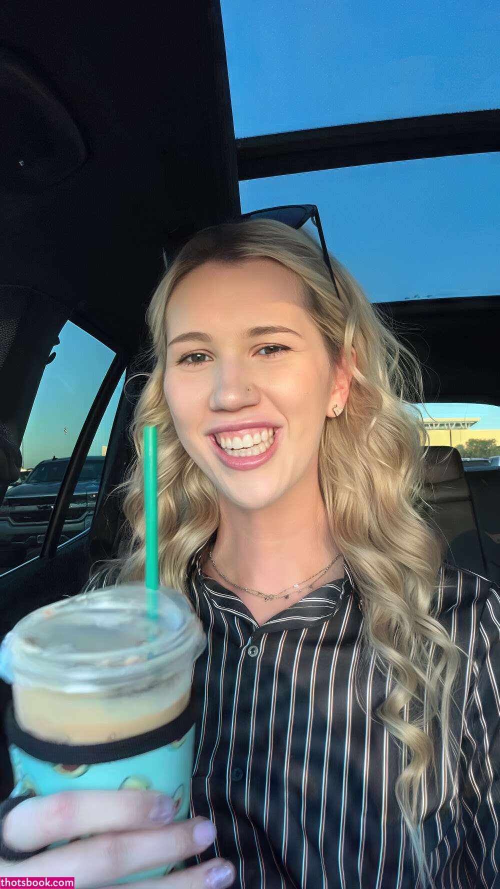 Amazon Allie Photo #9