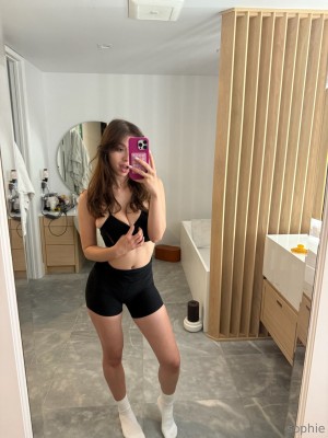 Sophie Mudd Photo #1103