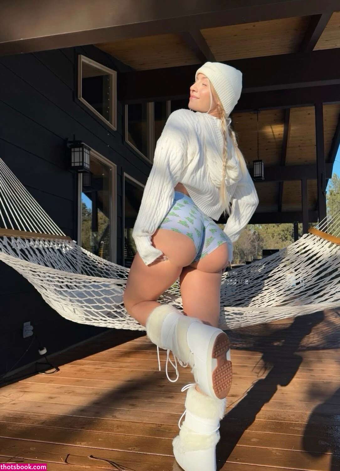 Therealbrittfit Photo #274