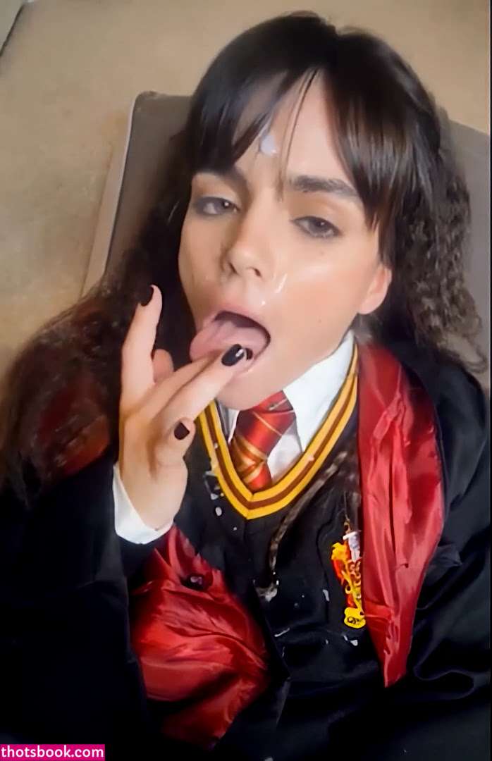 Littleleah100 Photo #155