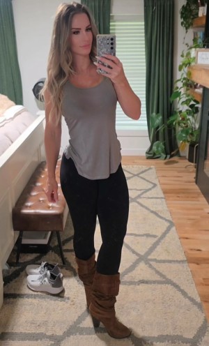 Lisa Richmond Photo #52