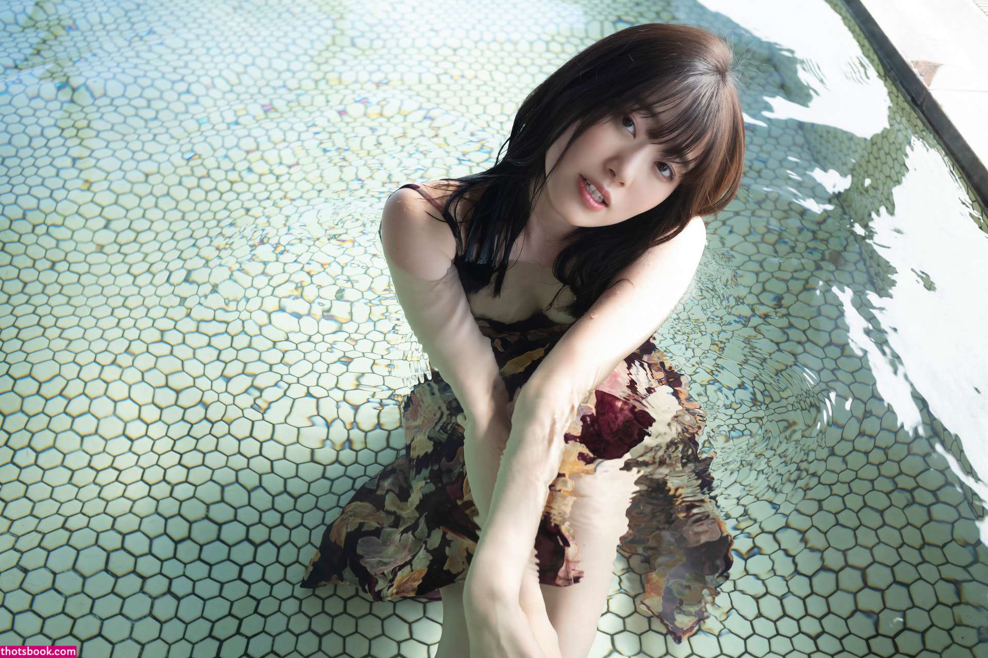 Mariri Sugimoto Photo #2