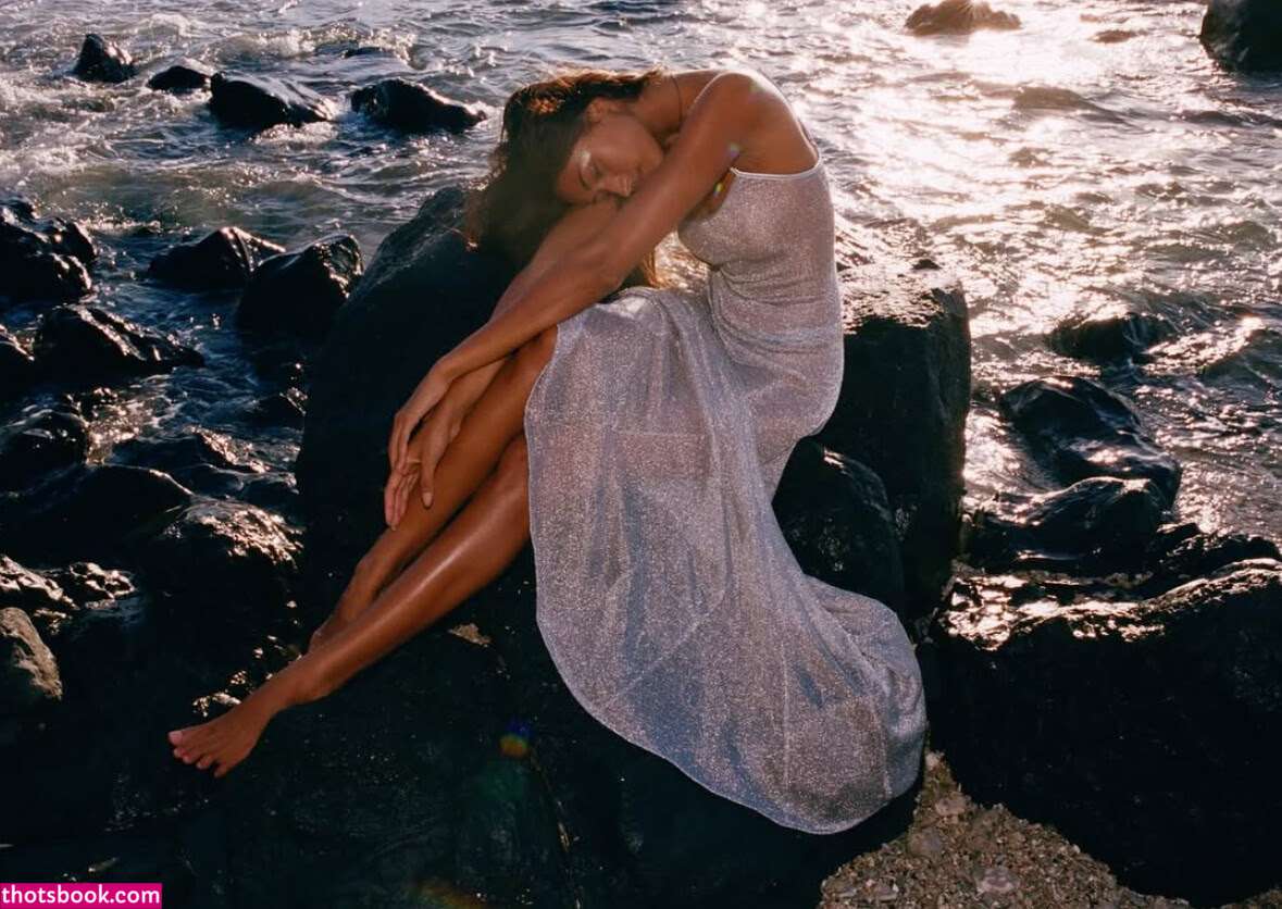 Meeya Dugied Photo #15