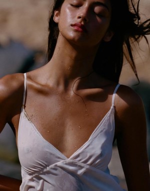 Meeya Dugied Photo #13