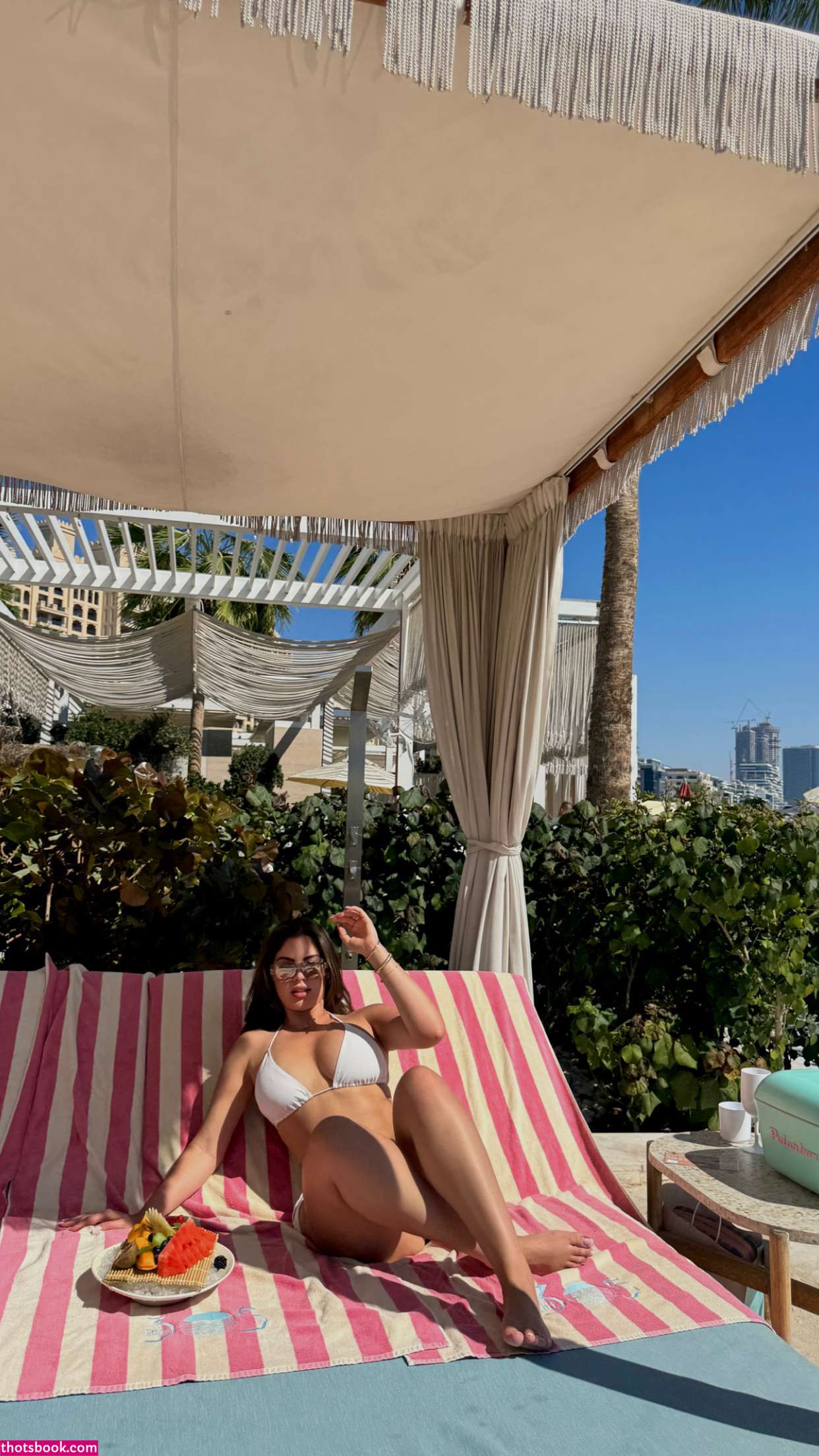 Nazanin Kavari Photo #36