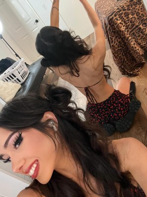 Nicole Batiz Photo #5