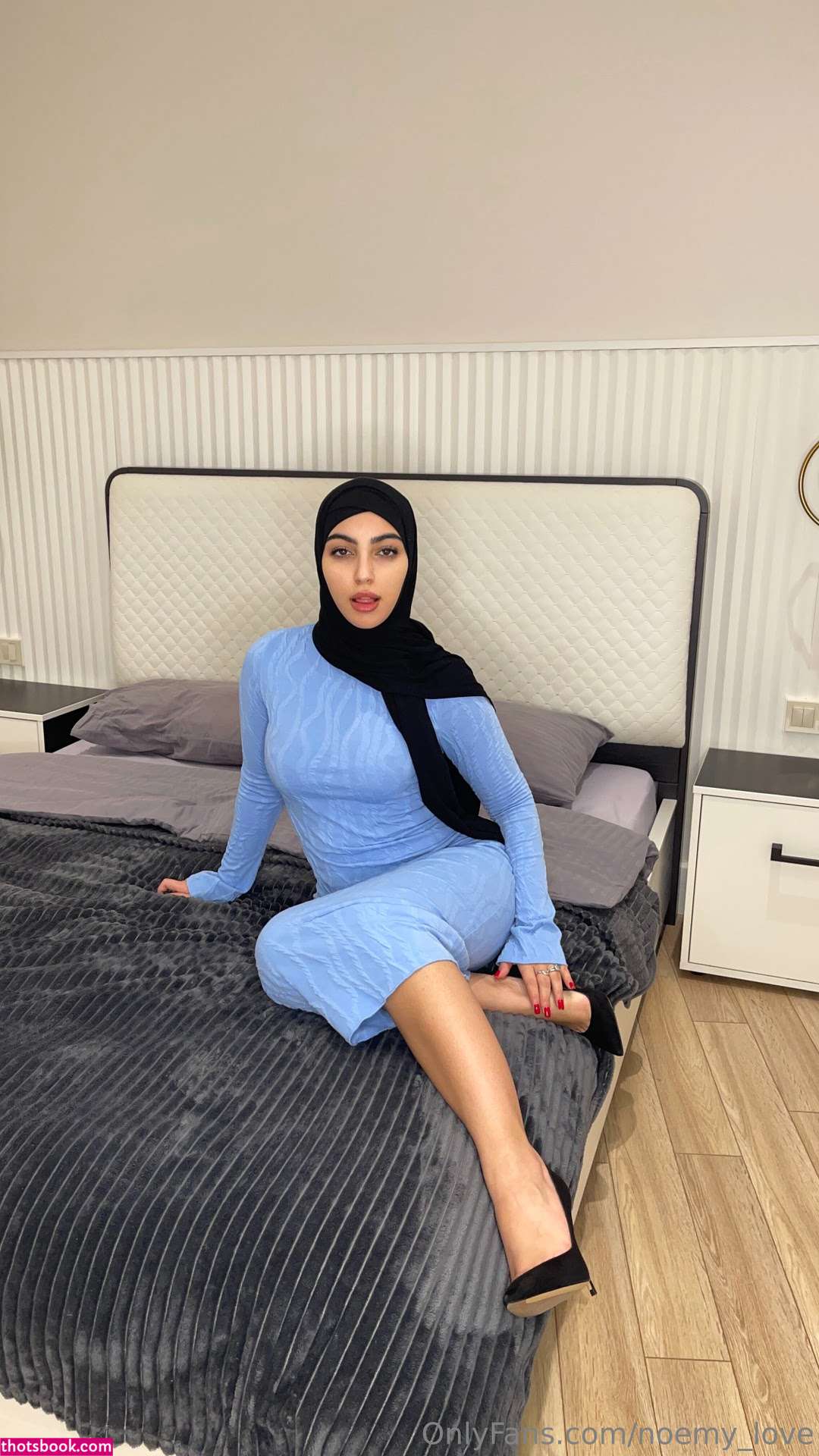 Noemy Love Photo #20