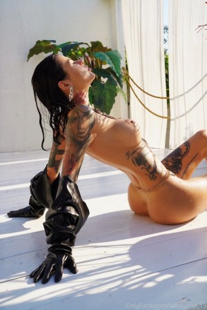 Ilona Bukovskaya Photo #9