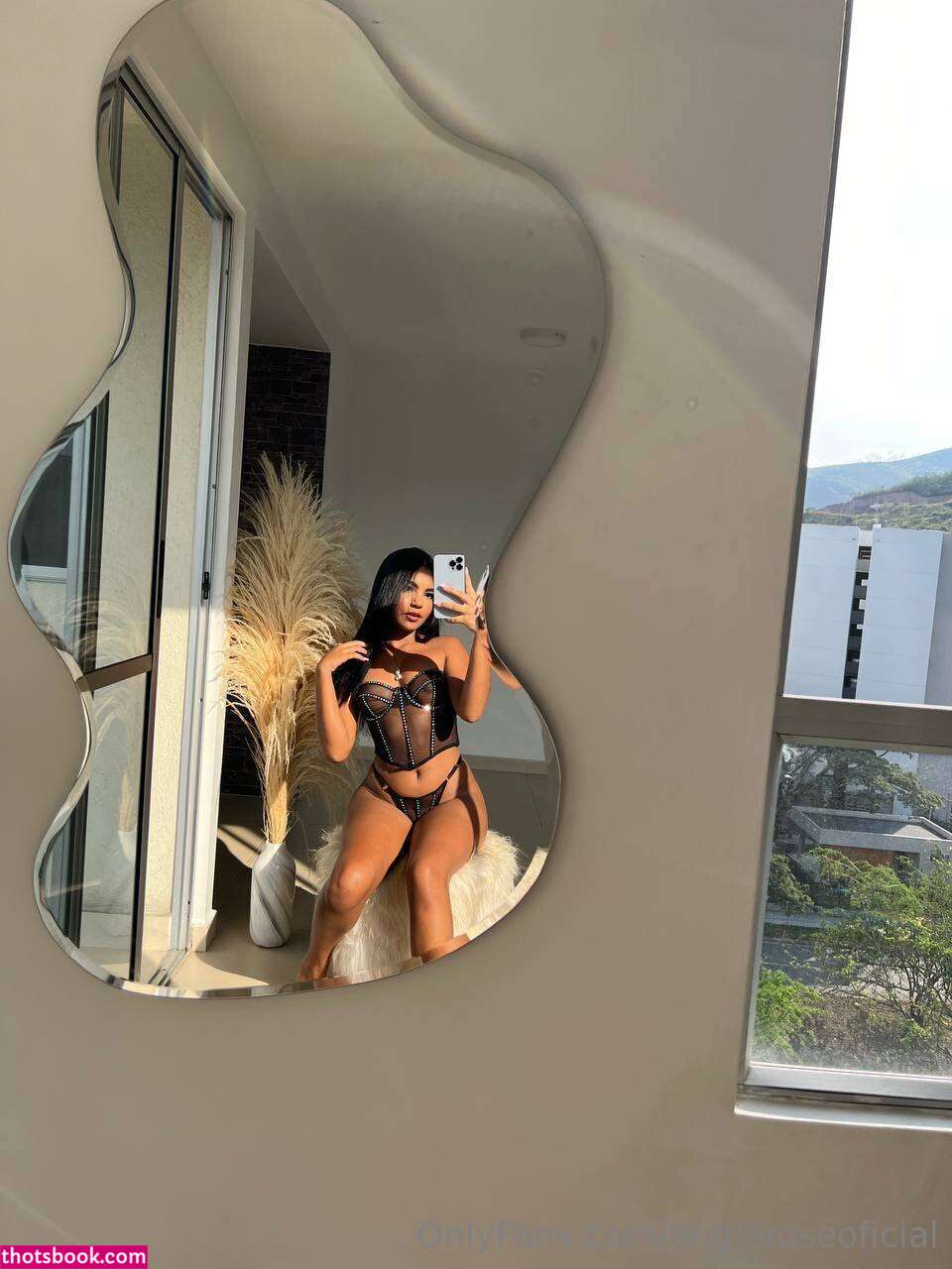 miacollinss Photo #9